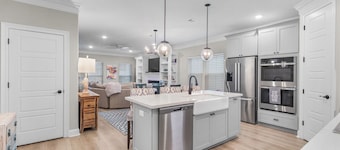 Steps From the Beach | Kid-Friendly Loft | Coastal Luxury