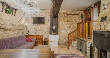 Country House 'Las Tercias De Curiel' with Mountain View and Wi-Fi