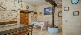 Country House 'Las Tercias De Curiel' with Mountain View and Wi-Fi