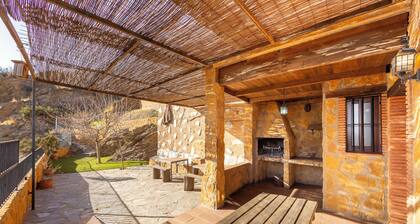 Country House 'Casa Rural La Jirola-El Balcón' with Mountain View, Wi-Fi and Air Conditioning