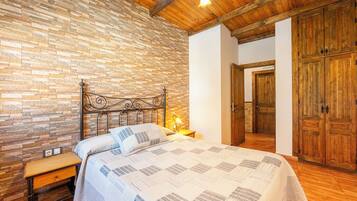 6 chambres, Wi-Fi gratuit, draps fournis