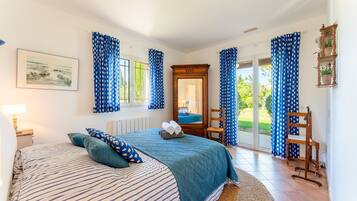 4 chambres, fer et planche Ă repasser, Wi-Fi gratuit, draps fournis