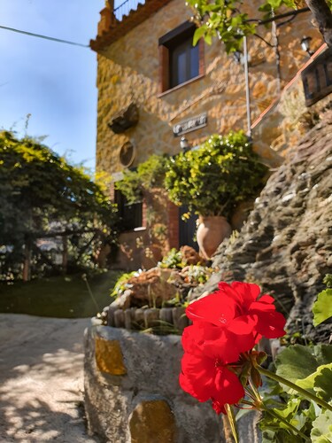 Country House 'Casa Rural La Jirola -La Vivienda 1' with Mountain View, Wi-Fi and Air Conditioning