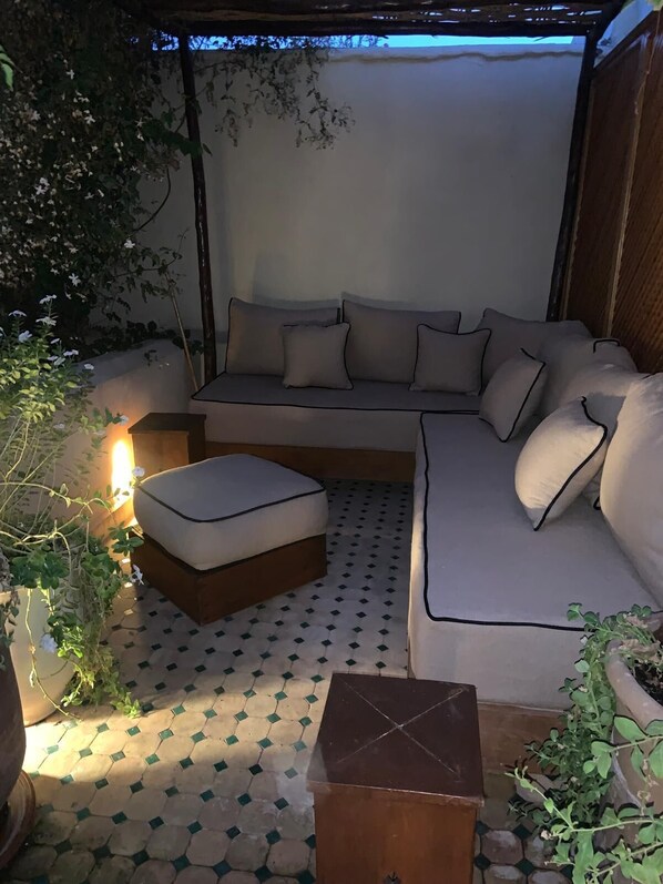 コンフォート ヴィラ シティビュー | リビング エリア | テレビ