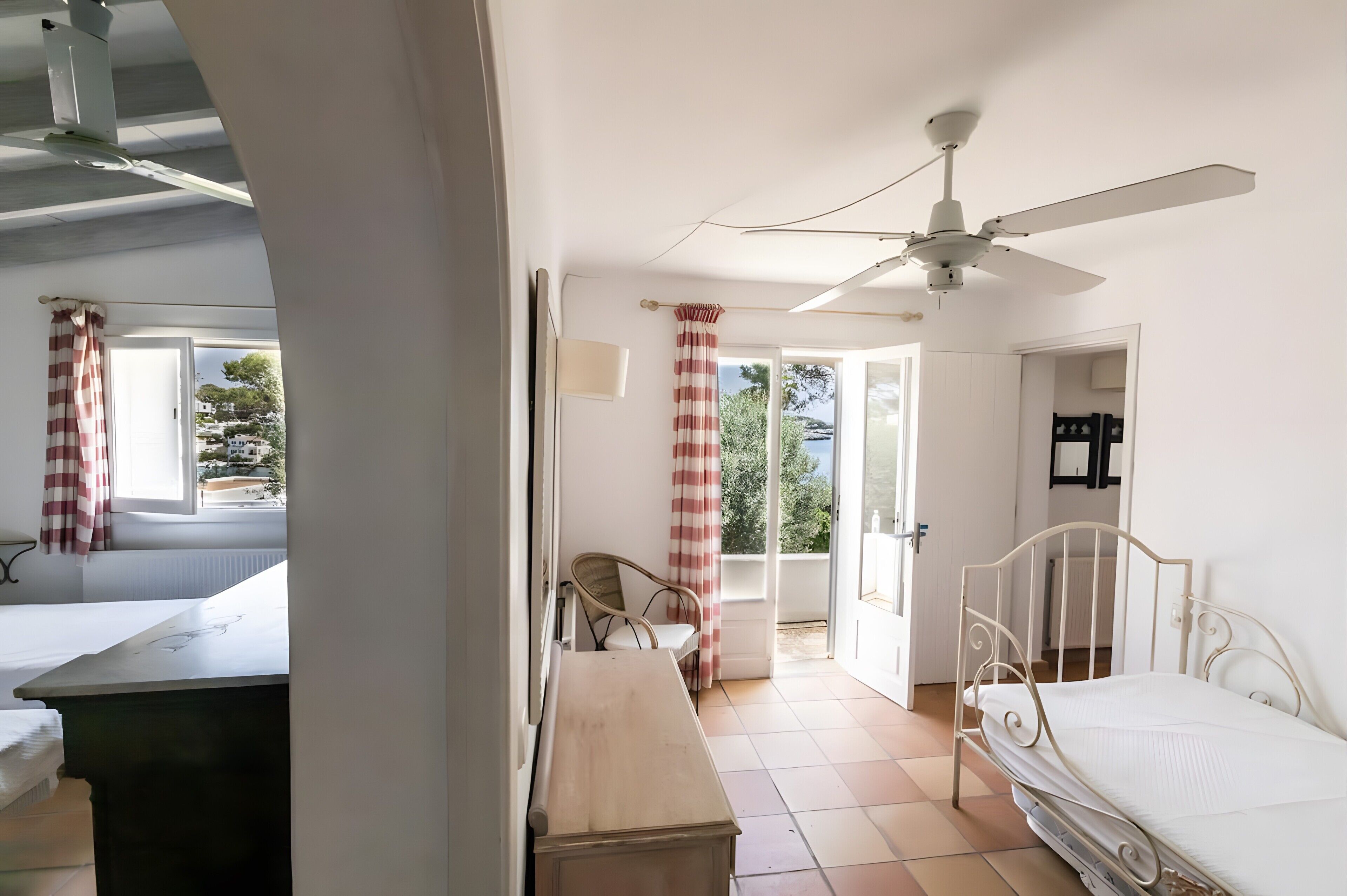 5 soveværelser, skrivebord, strygejern/strygebræt, gratis Wi-Fi