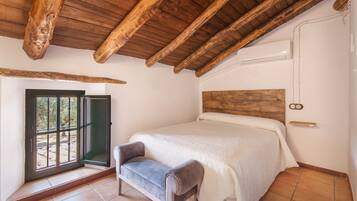 6 soveværelser, strygejern/strygebræt, sengetøj