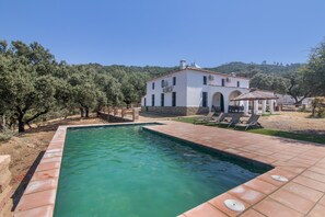 Pool - Country House 'Las Cabrillas La Nava' with Mountain View, Private Pool and Air Conditioning (La Nava)