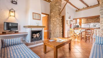 Een televisie en een dvd-speler