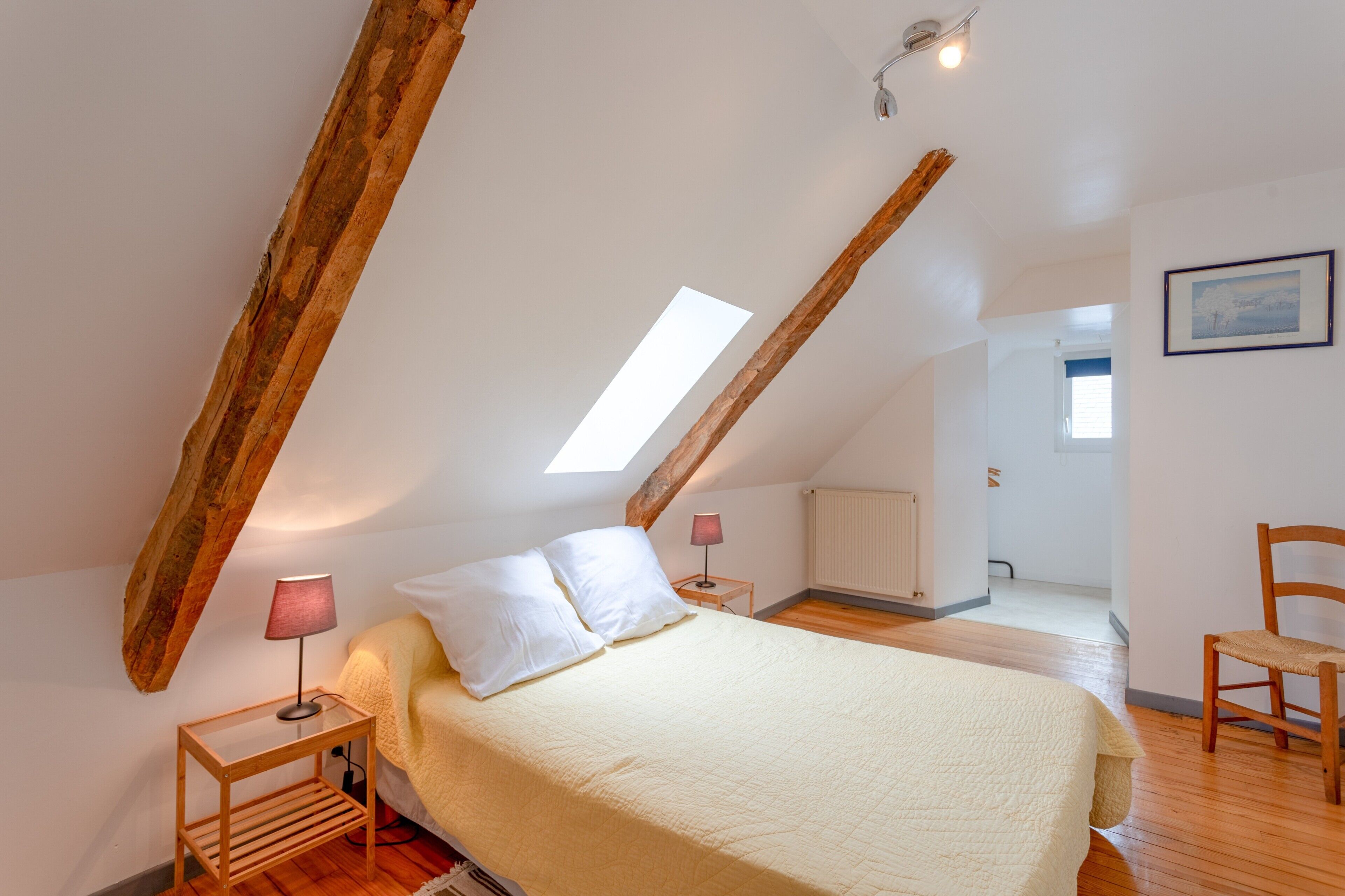 3 chambres, fer et planche à repasser, Wi-Fi gratuit, draps fournis