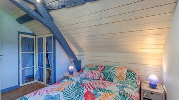 3 chambres, fer et planche à repasser, accès au Wi-Fi (inclus)