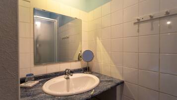 Dusche, Haartrockner