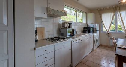 Gßte Mathieu - Maison cosy 10 min de Lourdes, terrasse, jardin privé, WiFi, parking