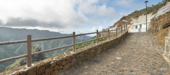 Maison de vacances 'Los Pinos' avec vue sur la mer et terrasse privée