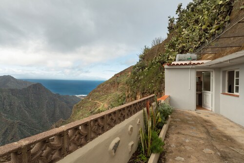 Maison de vacances 'Los Pinos' avec vue sur la mer et terrasse privée