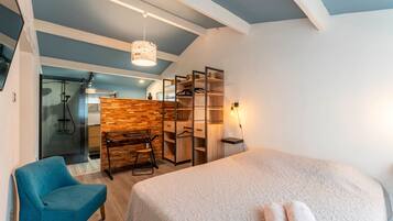 4 habitaciones, tabla de planchar con plancha y wifi gratis