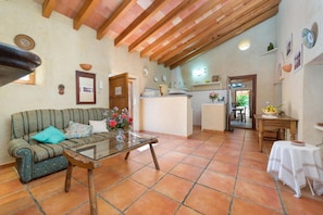 TV, fireplace, DVD player, stereo - Villa 'Sa Plana Ref 42' with Mountain View, Private Pool and Wi-Fi (Cala Bona)