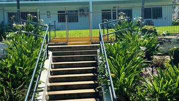 Façana frontal de l'allotjament