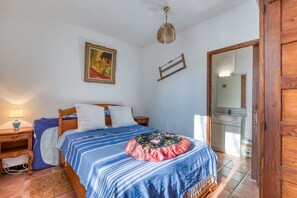 1 camera, Wi-Fi gratuito