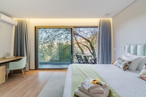 1 camera, Wi-Fi gratuito, lenzuola