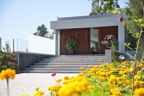 Exterior - Room 'Quarto Queen 3 - Oak Nature' with Shared Pool, Shared Terrace and Wi-Fi (Vieira do Minho)