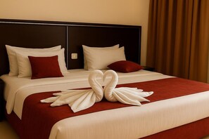 Honeymoon Twin Room | In-room safe, blackout curtains, soundproofing - Petra Agora Hotel (Wadi Musa)