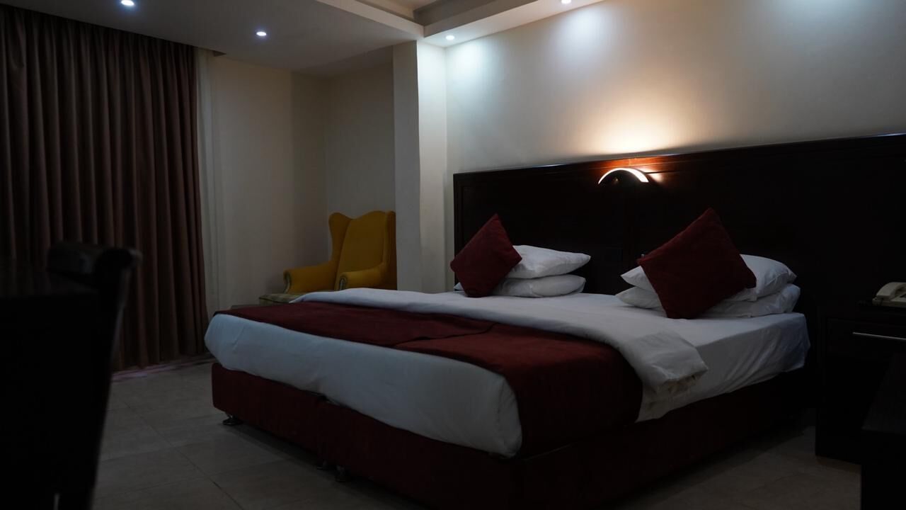 Honeymoon Twin Room | In-room safe, blackout drapes, soundproofing