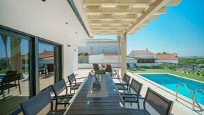Pool - Villa with pool and air conditioning (Vodice)