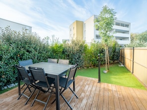 Outdoor dining - Bright villa 6 ppl, garden, close to the sea (Sérignan)