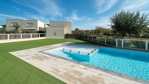 Pool - Villa duplex 6 pers with garden and air conditioning (Sérignan)