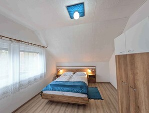 1 bedroom, WiFi - Holiday apartment with air conditioning and wifi near the beach (Zamárdi)