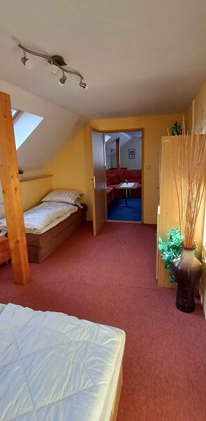 2 bedrooms, internet