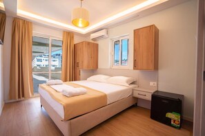 Deluxe Double Room, Balcony, City View - iLLYRIA HOTEL (Ulcinj)