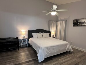 4 habitaciones, tabla de planchar con plancha, wifi y ropa de cama