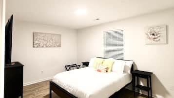 3 slaapkamers, een strijkplank/strijkijzer, wifi, beddengoed
