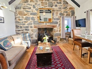 Télévision, cheminée