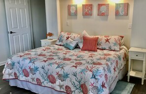 3 slaapkamers, een strijkplank/strijkijzer, wifi, beddengoed