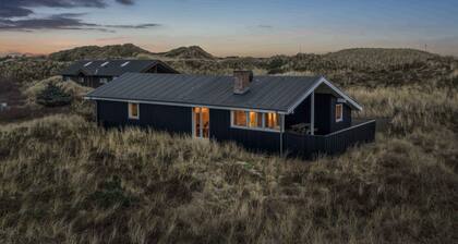 Holiday oasis near dunes, beach, and activities