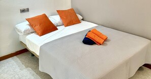 1 bedroom, iron/ironing board, bed sheets