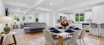  LAKE GEORGE VILLAGE. 1 Block to BEACH, SHEPHERDS PARK & CANADA St.Pet Friendly.