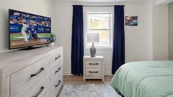 3 Schlafzimmer, Zimmersafe, Bügeleisen/Bügelbrett, Reisekinderbett