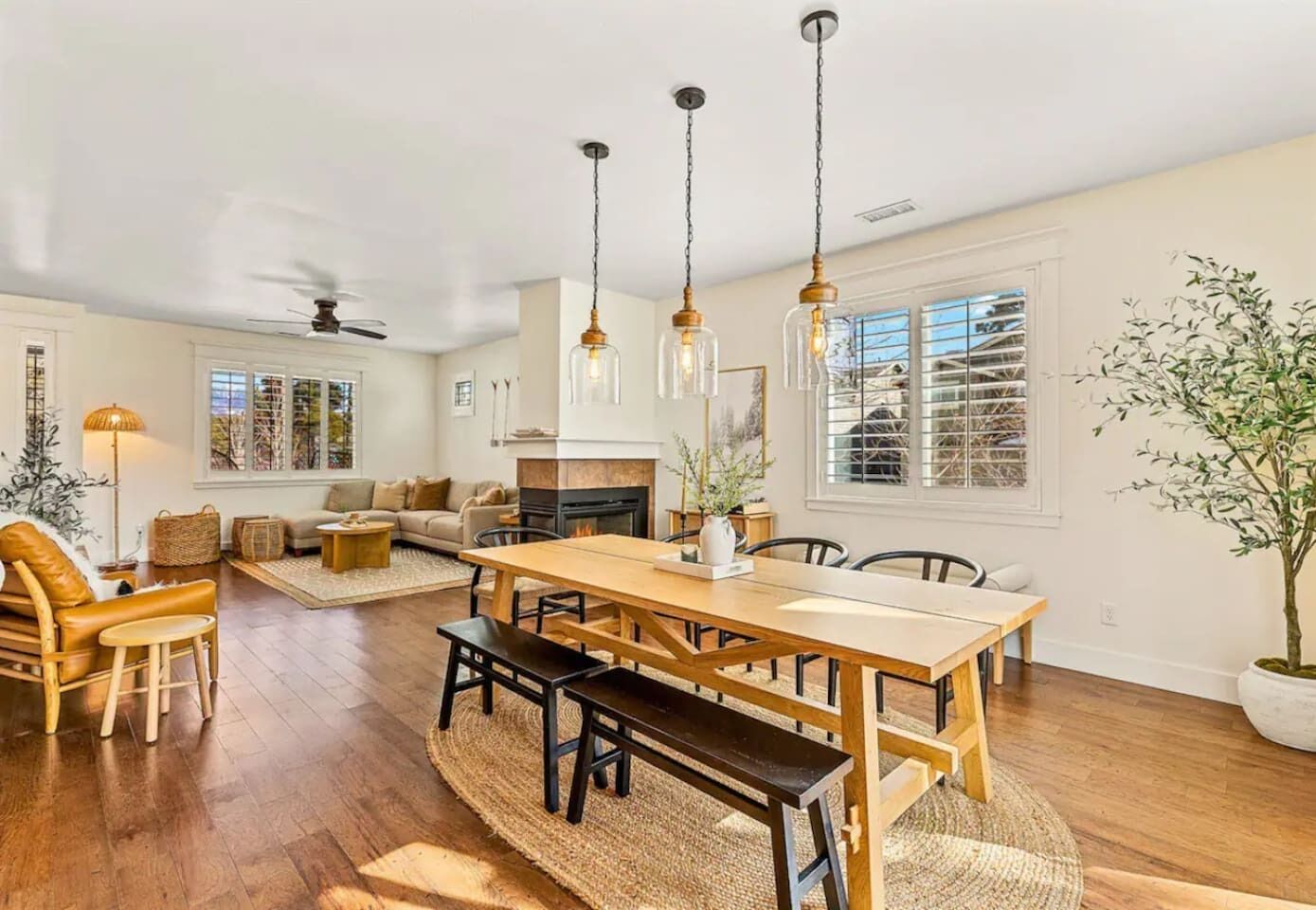 Elegant Escape  Bright Interiors & Relaxed Gatherings - 弗拉格斯塔夫