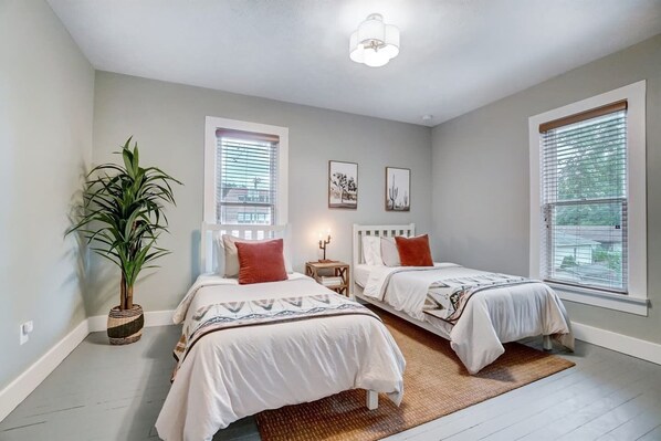 4 bedrooms, iron/ironing board, travel crib, free WiFi