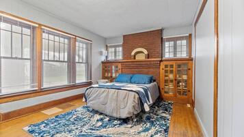 1 chambre, fer et planche Ă repasser, Wi-Fi gratuit, draps fournis