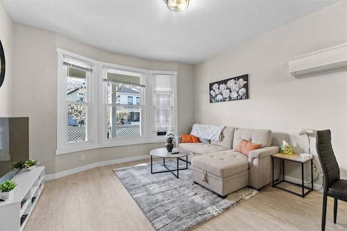 Well-Located 2BR Downtown Apartment | Central Stay