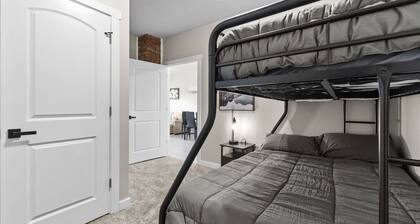 Charming 2BR – 2-Min Walk to Downtown Attractions