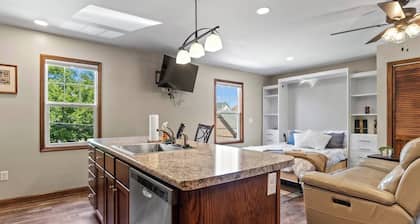 Unique Downtown Studio | Jacuzzi Tub, Game Room Access