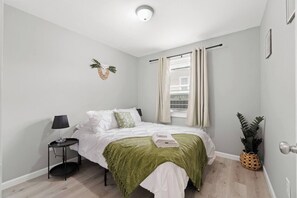 1 chambre, fer et planche à repasser, Wi-Fi gratuit, draps fournis