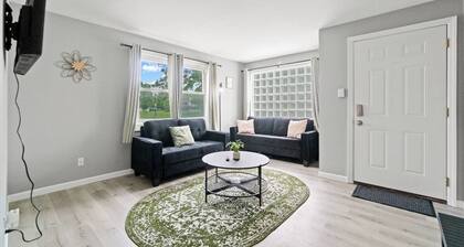 City 1BR Apartment | Downtown Location & Parking