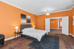 3 chambres, fer et planche à repasser, Wi-Fi gratuit, draps fournis