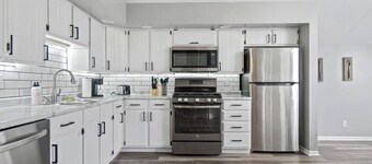 Historic Mansion Penthouse w/ Stunning City Views